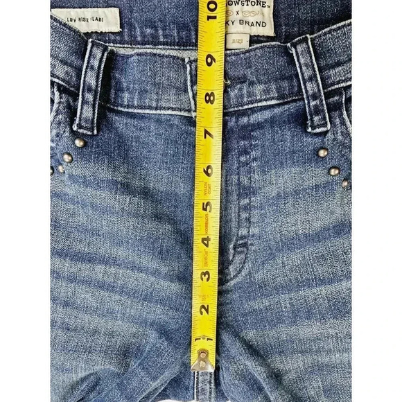 Lucky Brand 29X33 Women's Low Rise Flare Yellowstone Embroidered Y Jeans Sz 8/29 - Picture 3 of 16